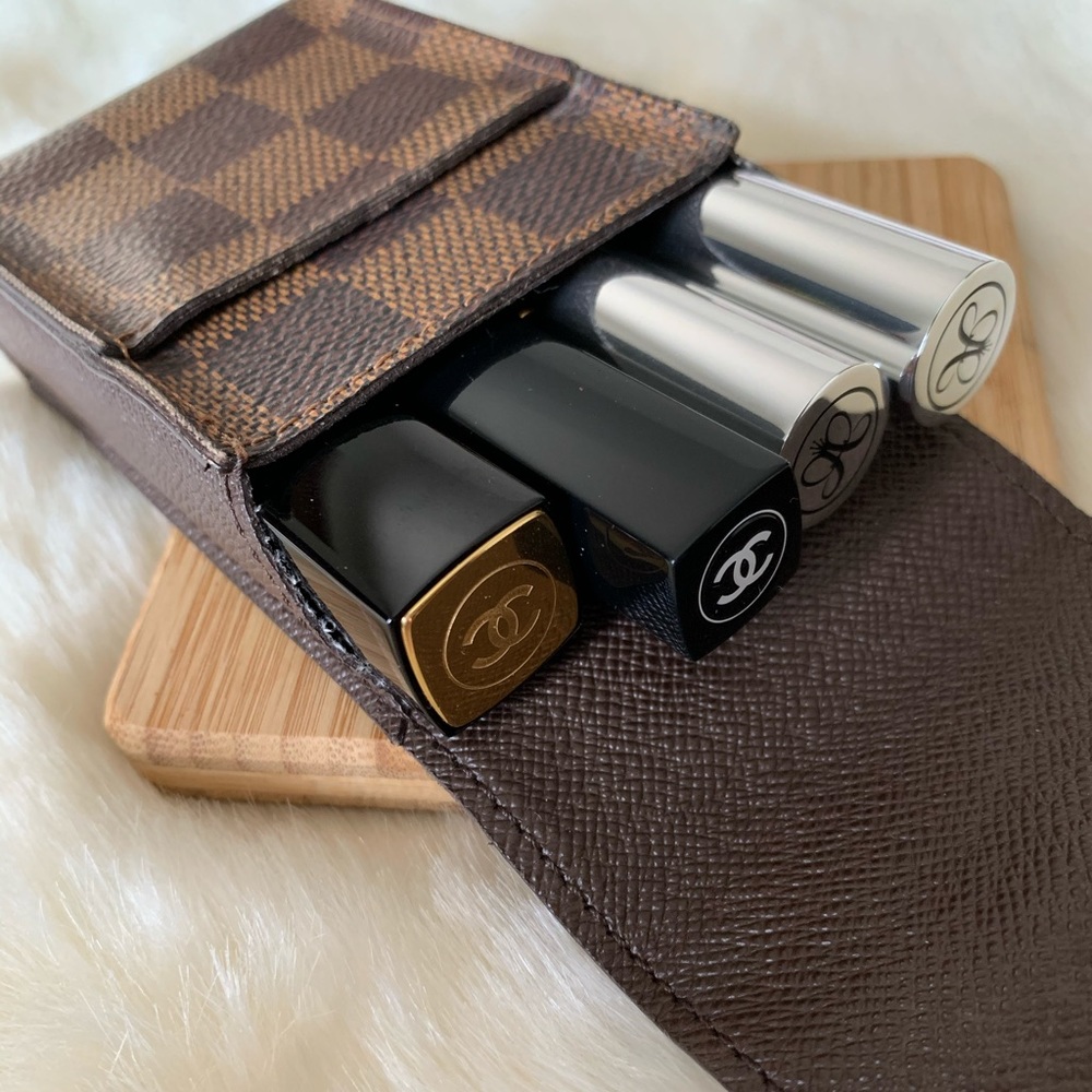 Louis Vuitton Cigarette Case can use lipstick/card